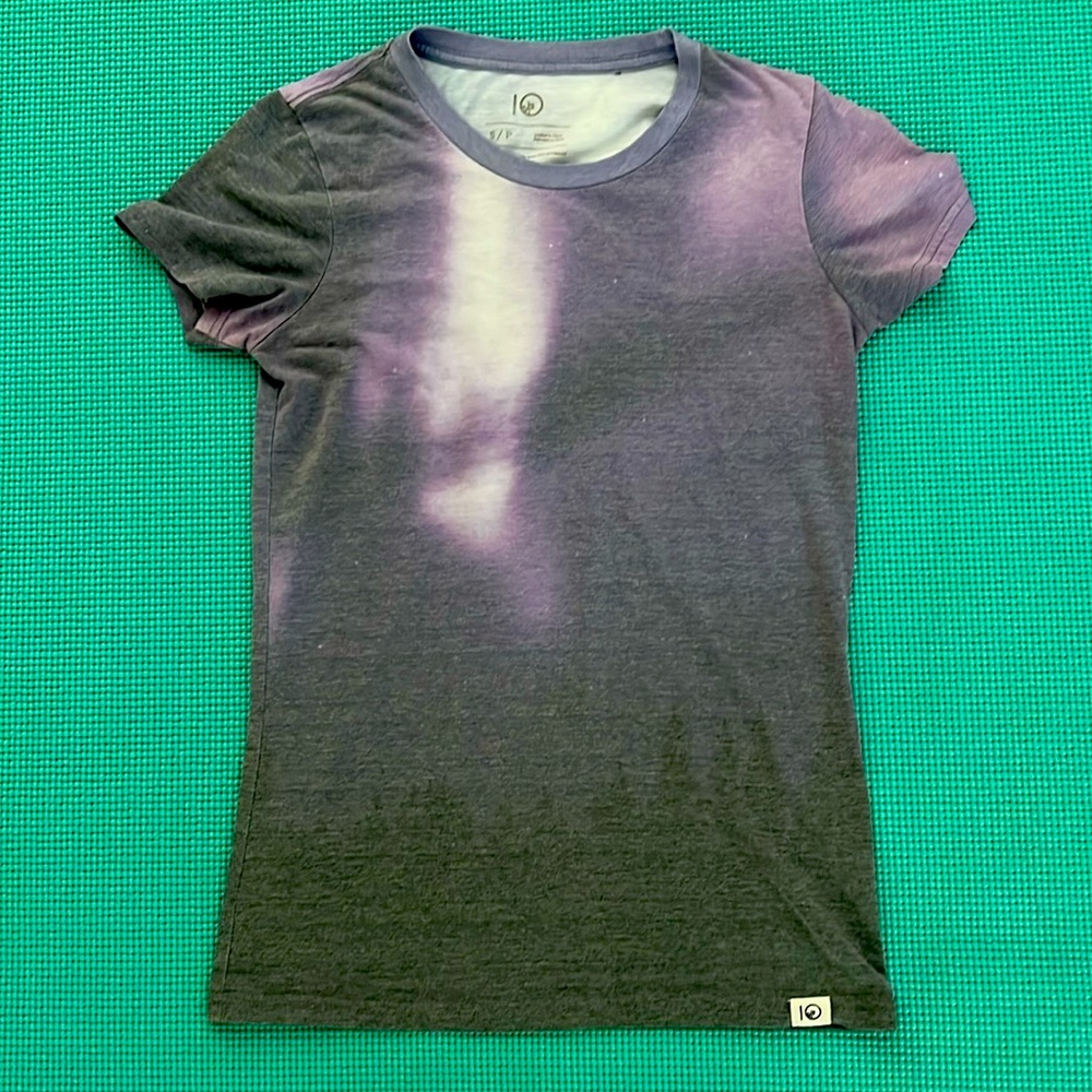 Tentree soft galaxy tee! Women’s size small.